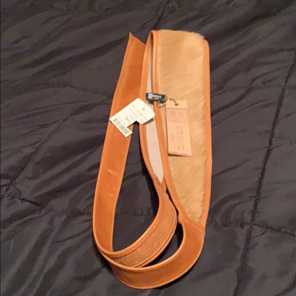 NWT  Mendocino fur and leather belt
